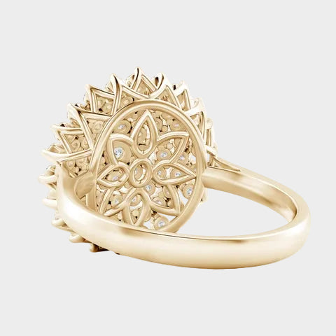Yellow Gold Round Diamond Cocktail Ring For A Luxurious And Ethical Statement