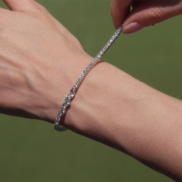 4.25 Carat Emerald Cut LGD Certified Womens bracelet in