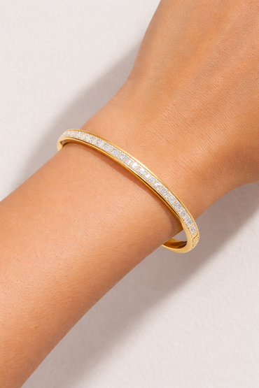 Yellow Gold Princess Cut Diamond Oval Bracelet