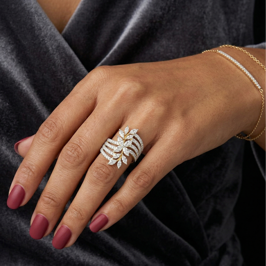 Beautiful yellow gold cocktail ring with Gli certified