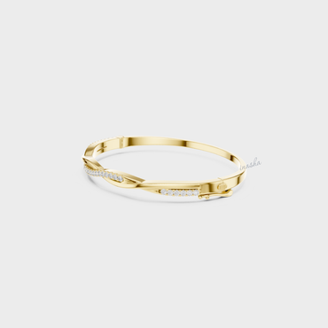 Lab-Grown Round Cut Diamond Kada Bracelet in Yellow Gold