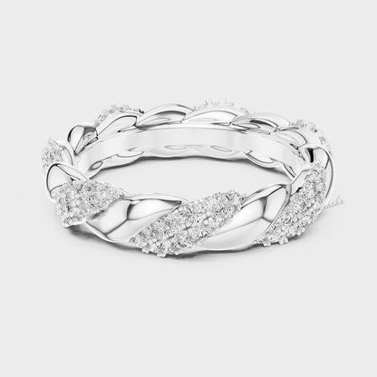 Timeless lab grown diamond band