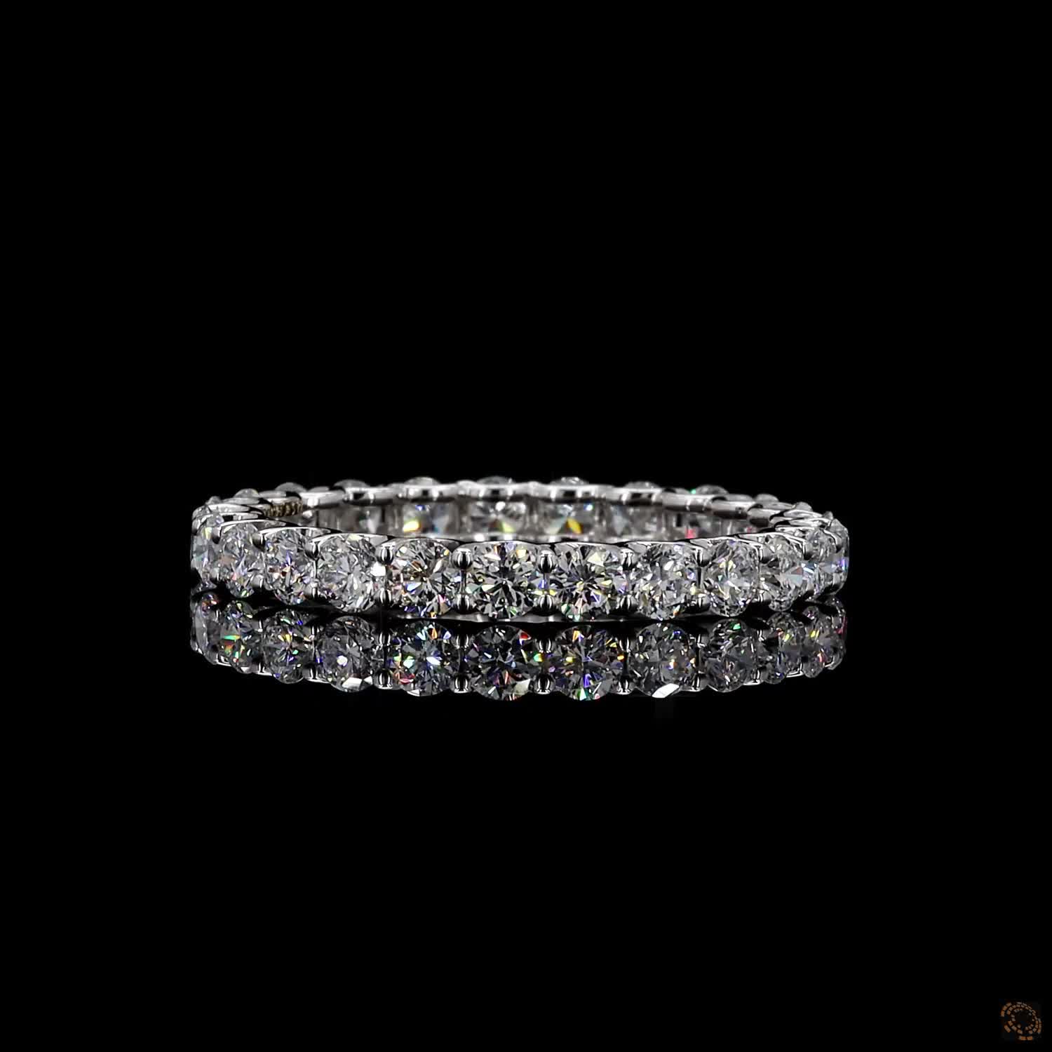 Everyday lab grown diamond stack band