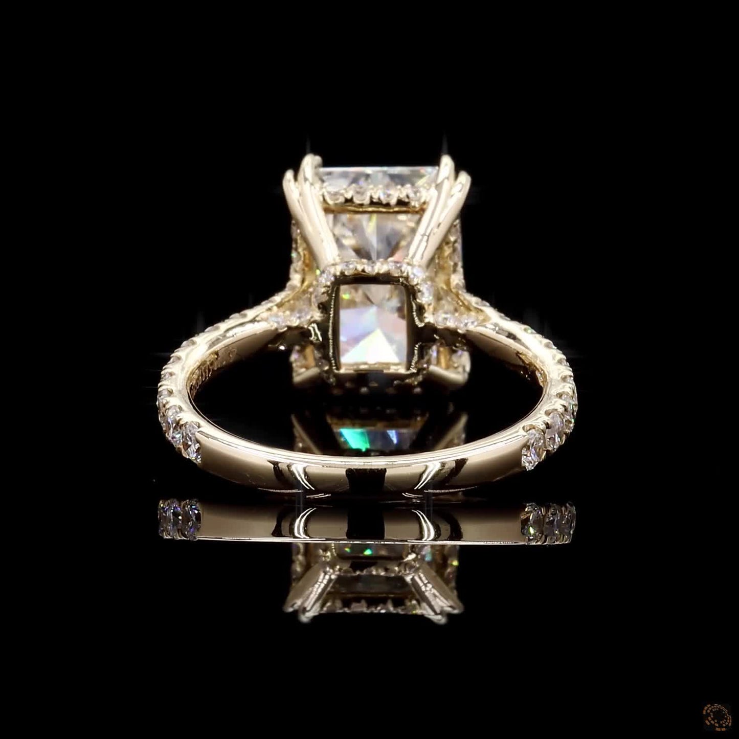 ethical lab grown radiant and round diamond ring gold