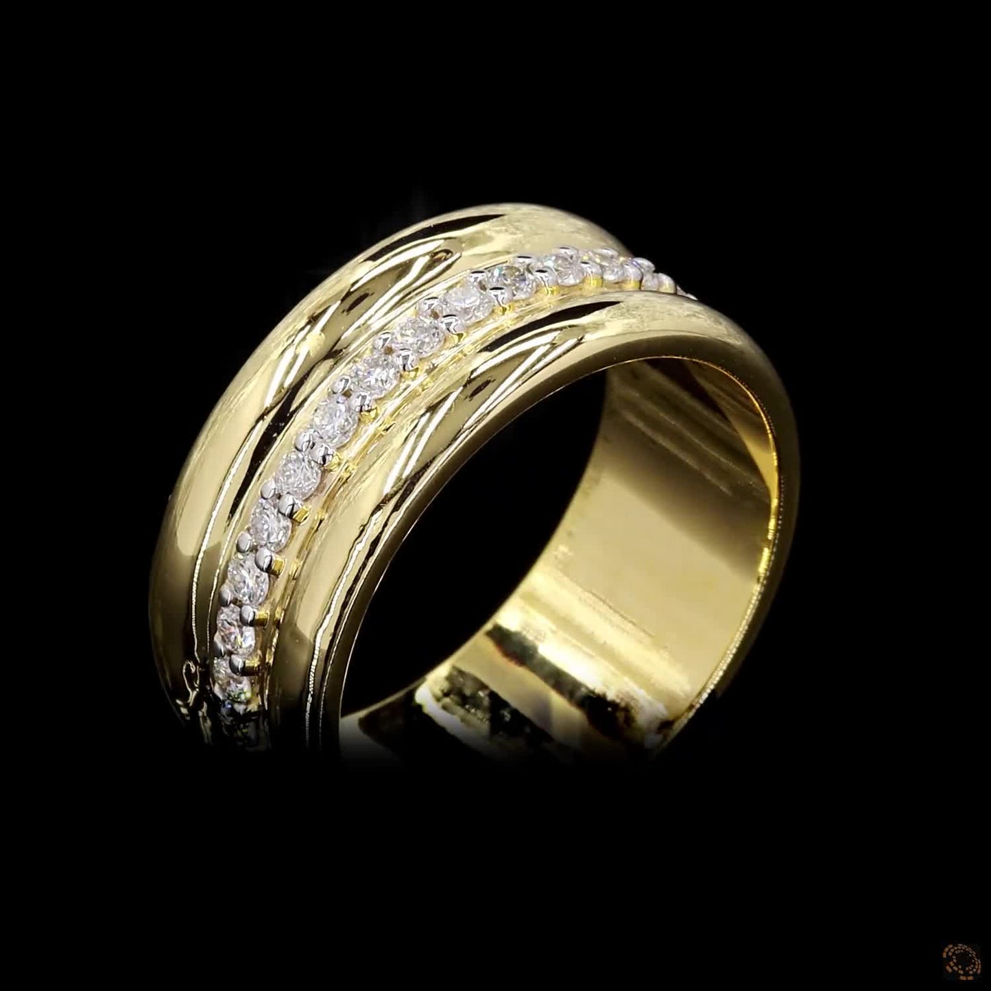 Ethical lab grown diamond band