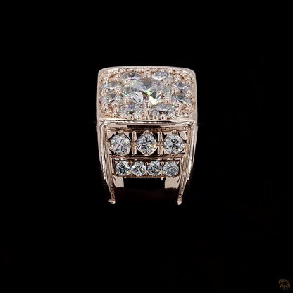 Men’s lab grown diamond ring close up