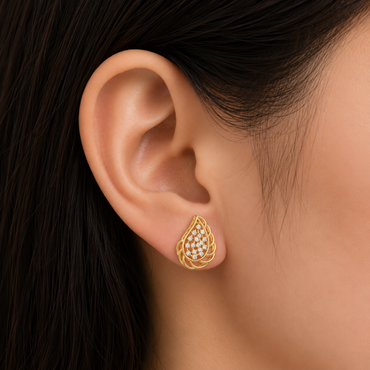Round Lab Grown Diamond Stud Earrings In 18K Yellow Gold