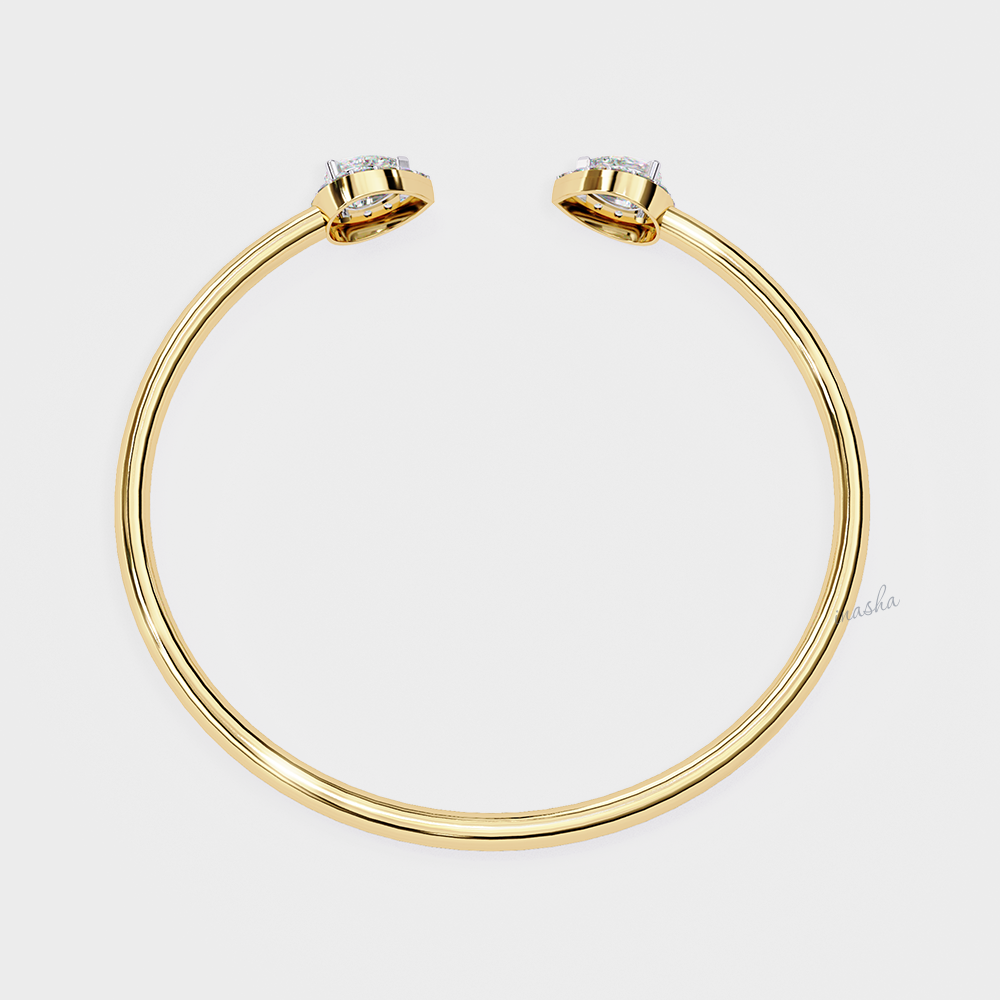 Hallmark Yellow Gold Lab-Grown Diamond Bracelet Pear and Round