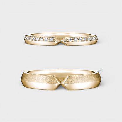 Lab-Grown Diamond Engagement Rings in Yellow Gold – Women’s Diamond & Men’s Band