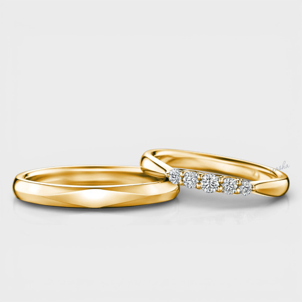 Certified GLI yellow gold lab grown diamond couple ring set with women’s round cut diamond band and men’s classic plain band