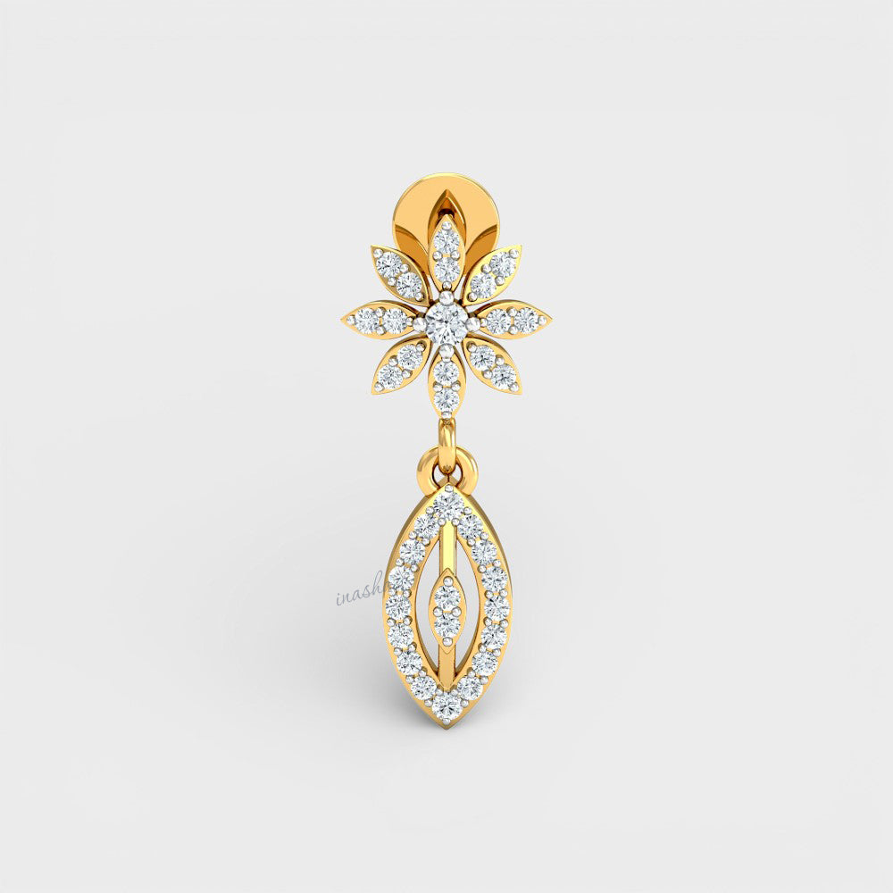 Classic Yellow Gold Lab-Grown Diamond Earring showcasing refined craftsmanship and elegance.