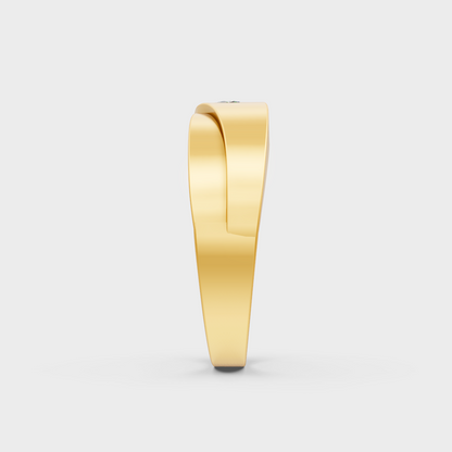 Close-Up View of 0.20 Ct Round Lab-Grown Diamond Men's Band with warm 18K Yellow Gold band.