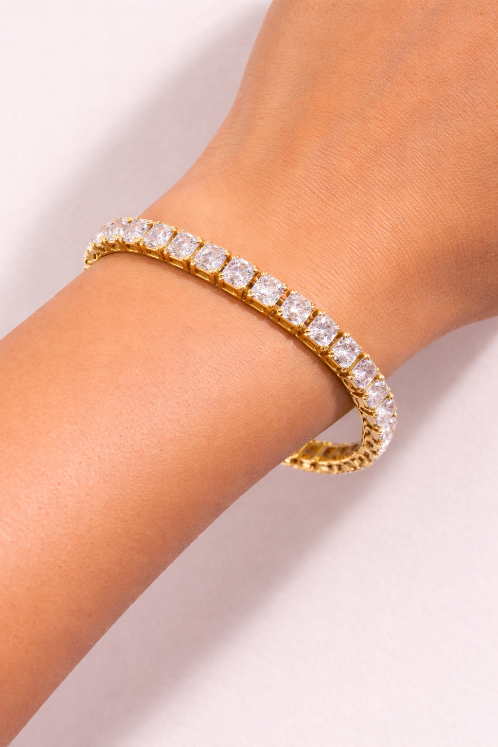 Luxury Princess Diamond Tennis Bracelet Yellow Gold