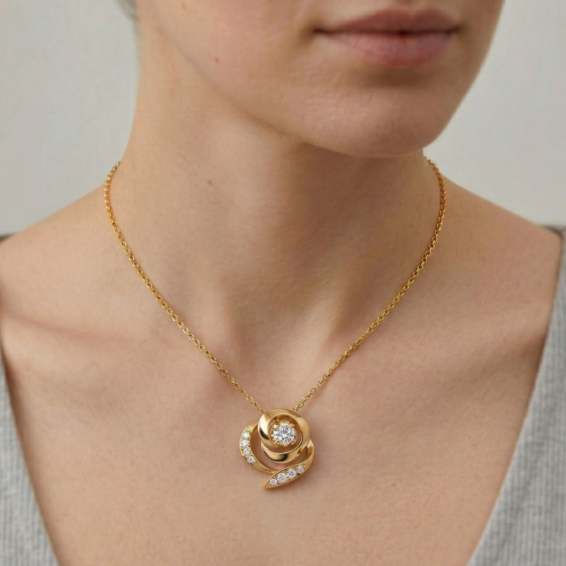 Sustainable Yellow Gold Pendant With Gli Certified Round-Cut Lab-Grown Diamonds