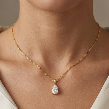 Igi Gli Certified Pear-Cut Lab-Grown Diamond Pendant With Chain In 18K Yellow Gold