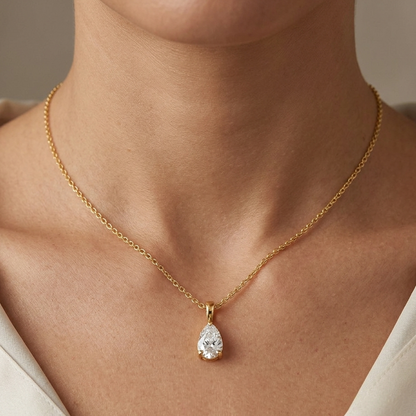 Igi Gli Certified Pear-Cut Lab-Grown Diamond Pendant With Chain In 18K Yellow Gold