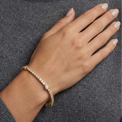  Pear And Round Cut Lab Grown Diamond Tennis Bracelet In Yellow Gold