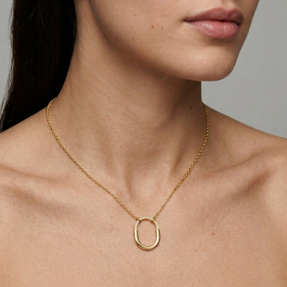 Round cut Lab-Grown Diamond Pendant With Chain