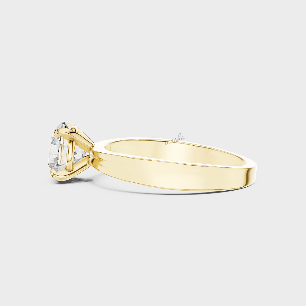 Round cut lab grown diamond ring in gold