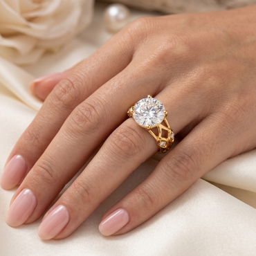 Yellow Gold Ring With Igi Certified Round-Cut Lab-Grown Diamonds