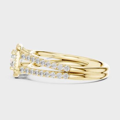 Luxury Round Lab Grown Diamond Ring  in Gold 