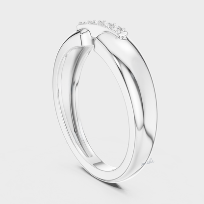 Men’s diamond ring in white gold