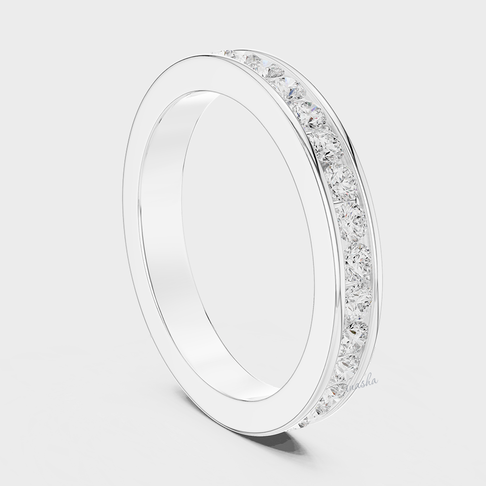 Men’s diamond band in white gold