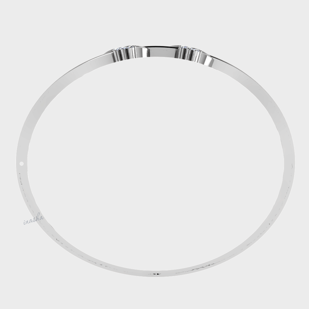 Round Cut  Lab-Grown Diamond Oval Bangle in