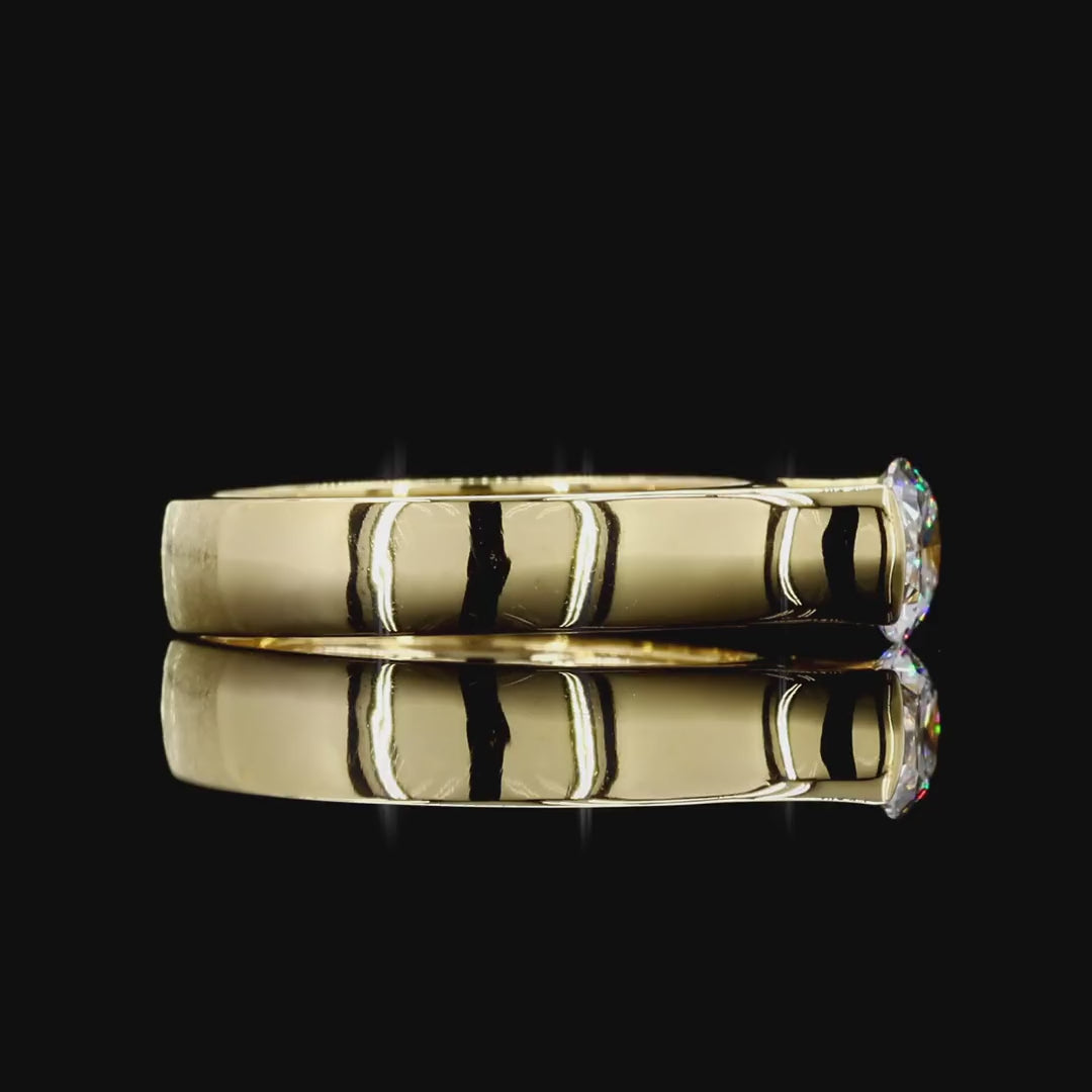 Timeless yellow gold lab grown diamond ring