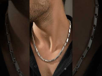 Elevate your style with the Modern Bar Link 950 Platinum Chain for Men by Inasha Diamonds. Mastercrafted in genuine 950 platinum, this sleek alternating bar-and-link design combines architectural flair with everyday durability. Available in 20 Inch, 22 Inch, and 24 Inch lengths to fit your look.