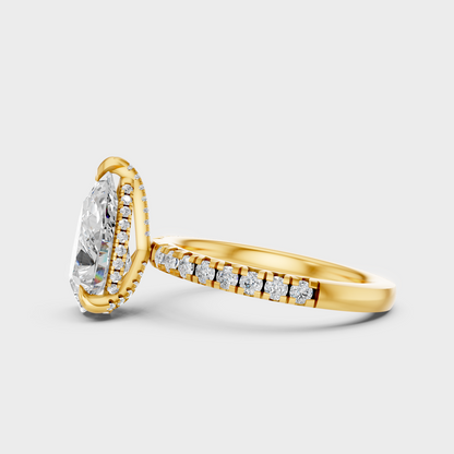 Elegant Pear Diamond Proposal Ring In Yellow Gold