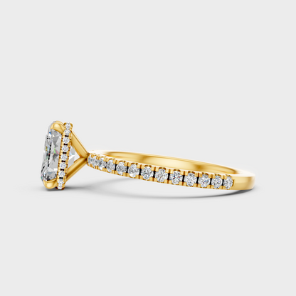 Elegant Radiant Diamond Proposal Ring In Yellow Gold