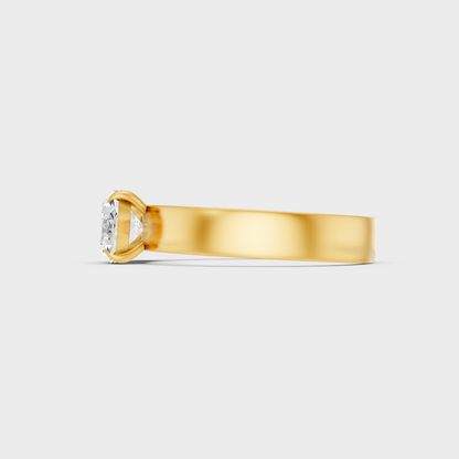 Elegant Oval Round Proposal Ring In Yellow Gold