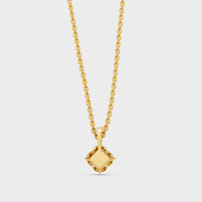 Yellow Gold Princess Diamond Necklace For A Timeless And Ethical Style