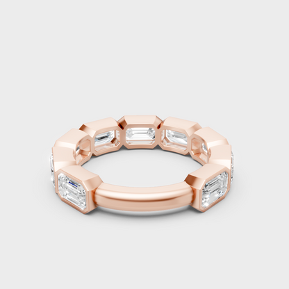 Luxury Rose Gold Wedding Band With A Certified 2.37Ct Emerald-Cut Design