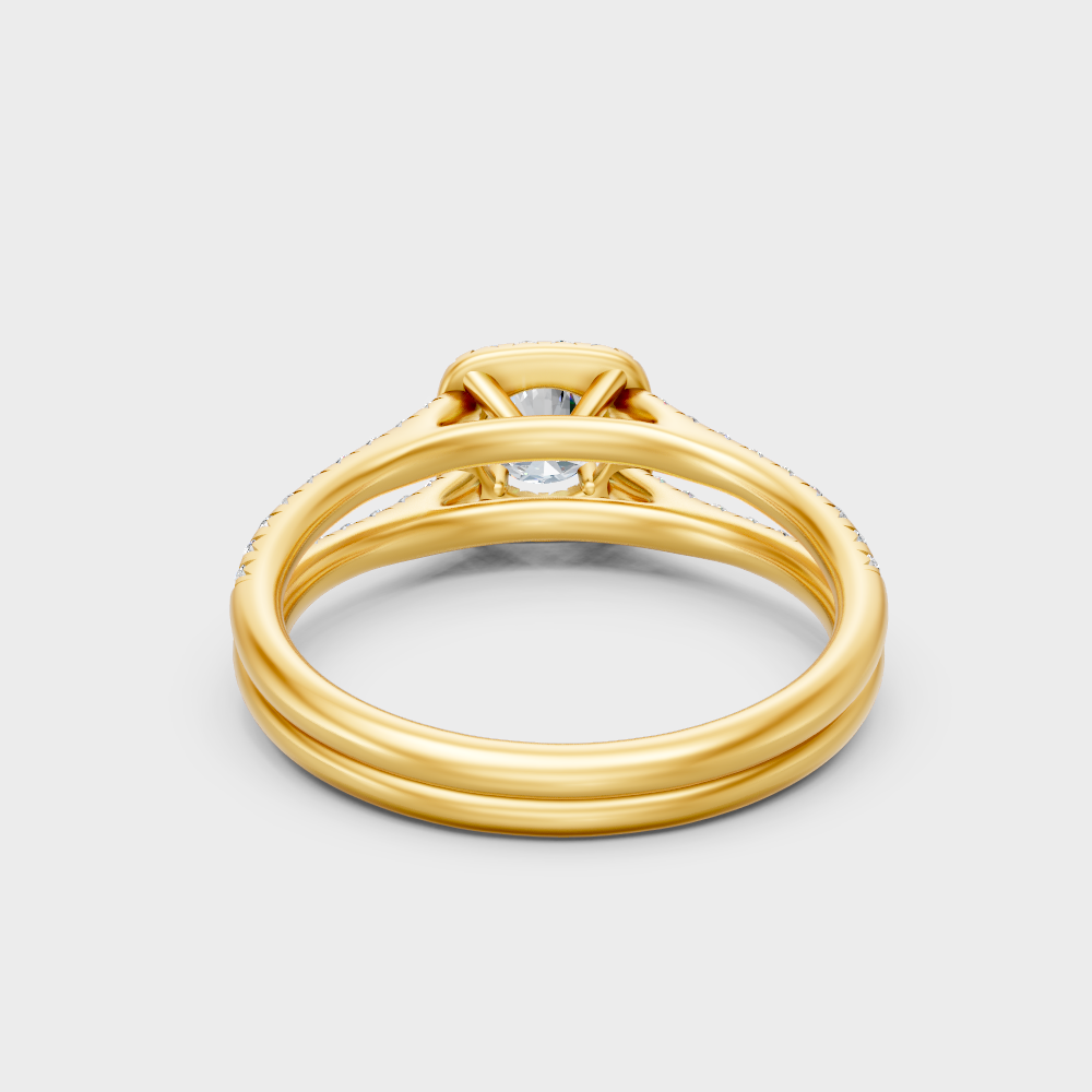 Hallmarked 18K Yellow Gold Ring With Total Weight Lab-Grown Diamonds