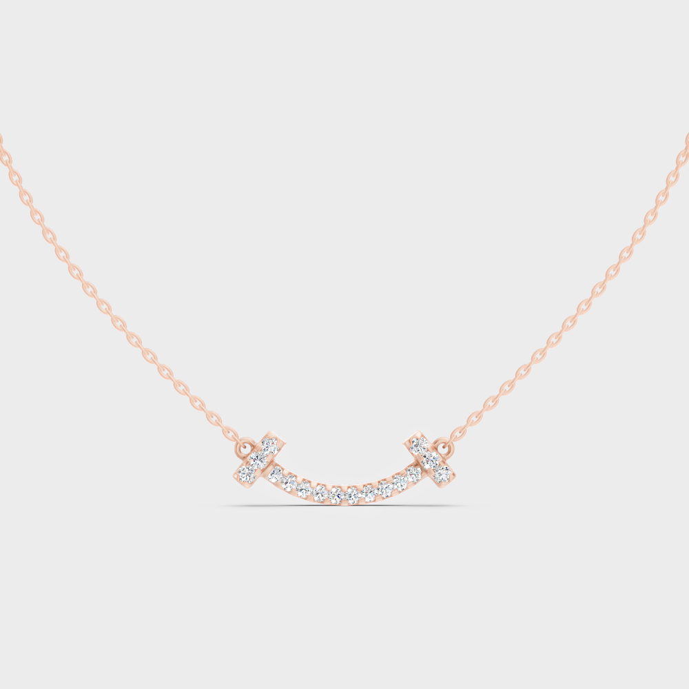 Elegant Round Cut Diamond Pendant Yellow Gold