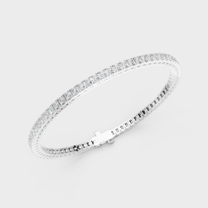 GLI Certified 4.56 Ct Lab-Grown Princess Cut Diamond Bracelet In White Gold