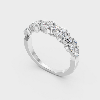  Sleek 18K White Gold Diamond Band Featuring A Gli Certified Round Diamond