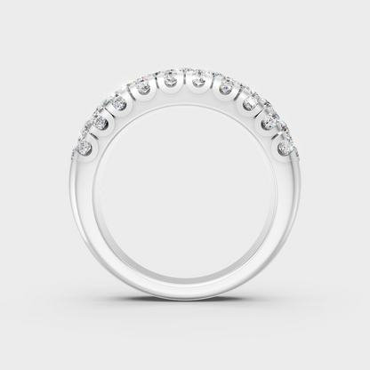 High-Polish 950 Platinum Round Lab Diamond Band For Maximum Shine