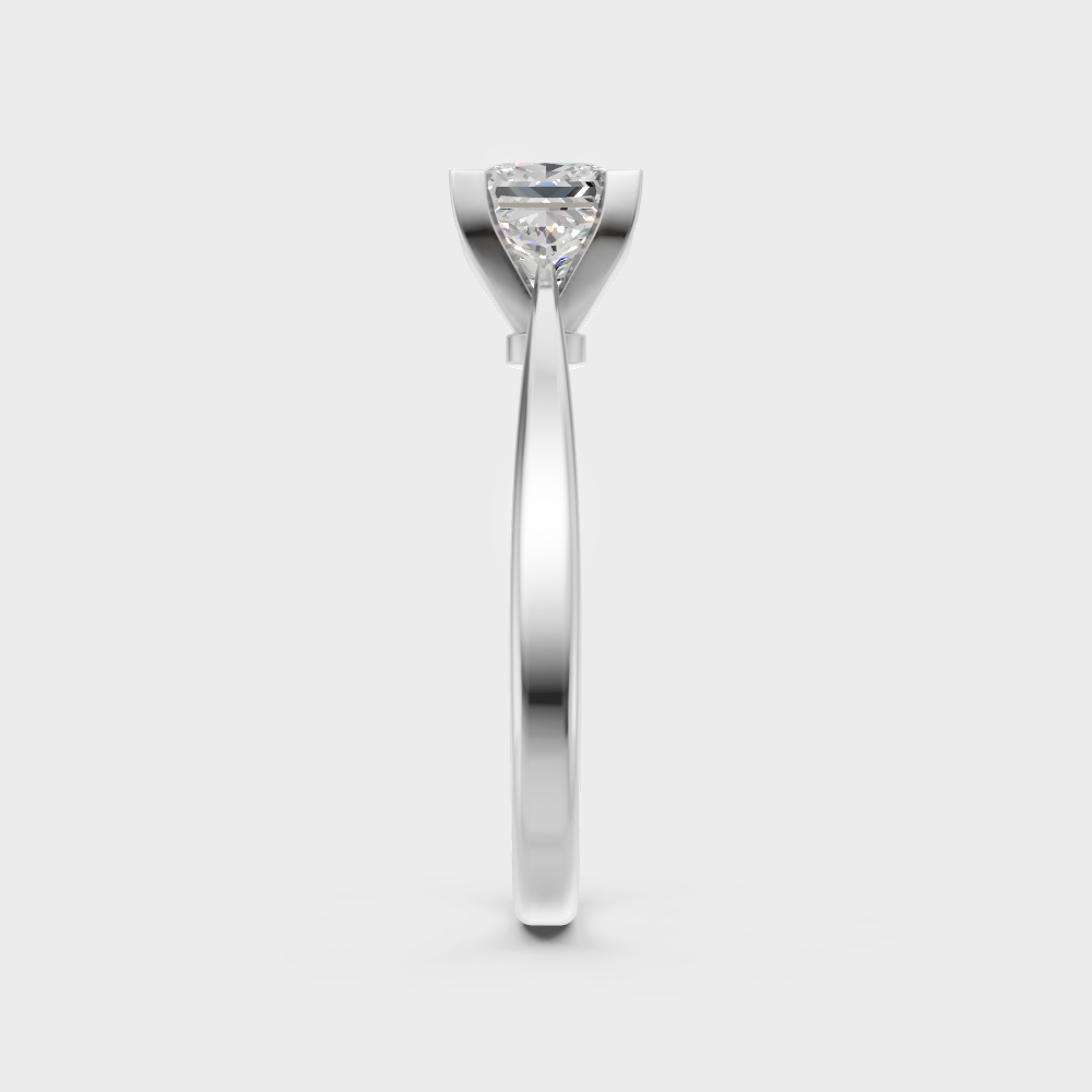Luxury 950 platinum solitaire ring with a certified princess-shaped lab 