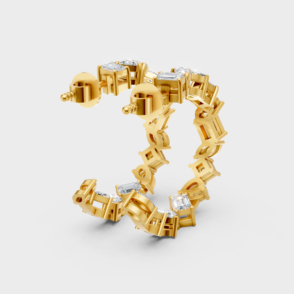 Classic yellow gold hoop earrings with GLI-certified sustainable mixed-shape diamonds.