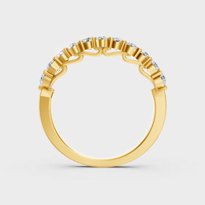 Sustainable Yellow Gold Wedding Band With A Brilliant Round Diamond