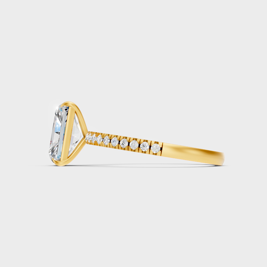Elegant Radiant Proposal Ring In Yellow Gold