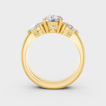 Hallmarked 18K Yellow Gold Set With Round Lab-Grown Diamond Detail