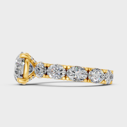 Elegant Round Diamond Proposal Ring In Yellow Gold