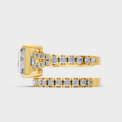 Elegant Radiant Diamond Proposal Ring Set In Yellow Gold