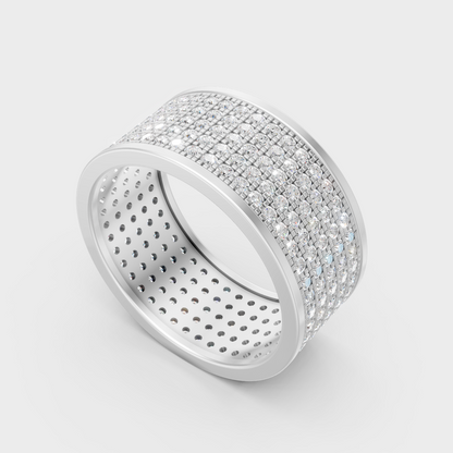Sleek 18K White Gold Men’s Band Featuring A 1.84Ct Round Lab Diamond