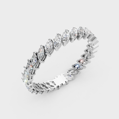 Custom Rose Gold Diamond Bracelet for Sustainable Red Carpet Fashion