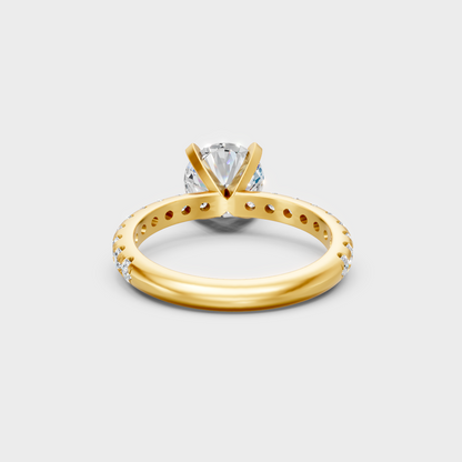 Premium Yellow Gold Jewelry Showcasing Round Lab Diamond Design